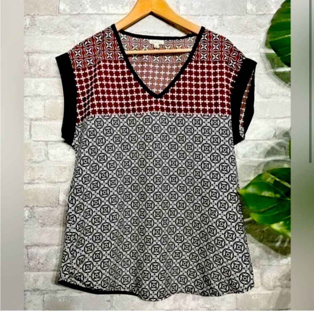 ANTILIA FEMME | geometric boho shirt  sleeve cuff blouse red black - size m
